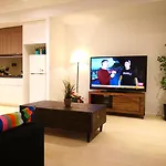 Mascot Central Private Apartment Inner Syd Cbd