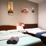 Mascot Central Private Apartment Inner Syd Cbd